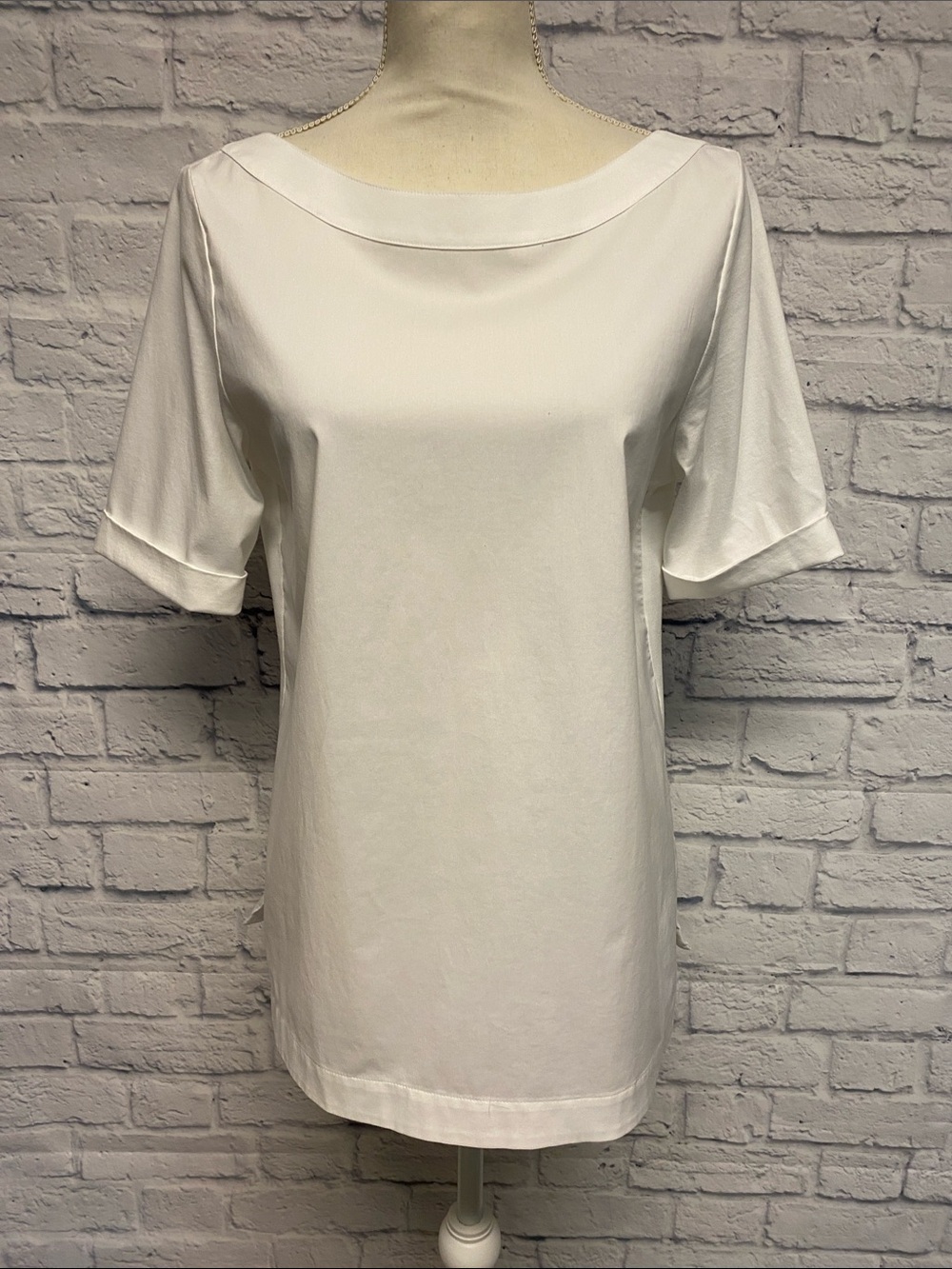 Chico's White Boatneck No Iron Short Sleeve Top Size Small